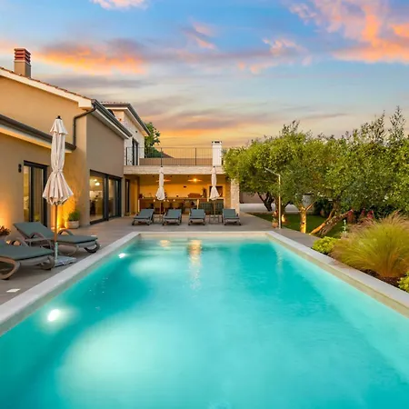 Vila Modern Noor Near Porec By Istrabook